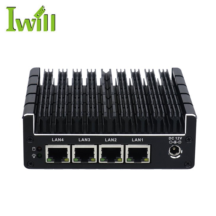 Router firewall Pfsense con 4 porte Lan